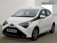 Used Toyota Aygo X-play 2018 White Hatchback