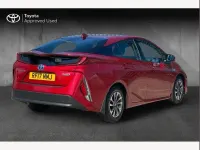 Used Toyota Prius Business Edition 122 HP (89 kW) 2017 Red Hatchback