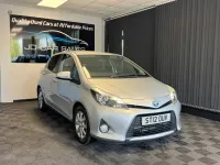 Usata Toyota Yaris Hybrid T4 2012 Argento Utilitaria