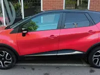 Used Renault Captur Iconic 2020 Red and black SUV