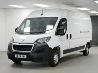 Second-hand Peugeot Boxer Premium 140 CP (102 kW) 2024 Alb Van