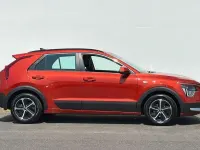 Used Kia Niro 139 HP (102 kW) 2023 Orange SUV