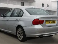Used BMW 318 Exclusive 2011 Silver Sedan