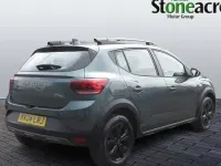 Used Dacia Sandero Extreme 91 HP (66 kW) 2024 Green Hatchback