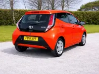 Used Toyota Aygo X-play 2016 Orange Hatchback
