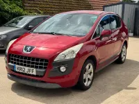 Used Peugeot 3008 Active 112 HP (82 kW) 2012 Red Estate
