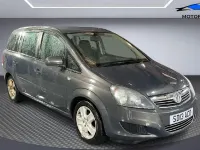 Second-hand Vauxhall Zafira 120 CP (88 kW) 2013 Gri Monovolum