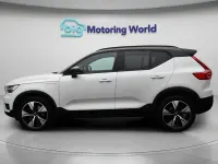 Begagnad Volvo XC40 R-Design 2022 Vit SUV