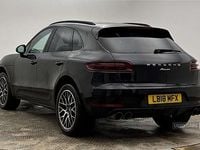 Used Porsche Macan 252 HP (185 kW) 2018 Black SUV