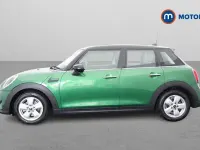 Used Mini Cooper Classic 136 HP (100 kW) 2022 Green Hatchback