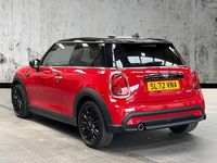 Used Mini Cooper Exclusive 134 HP (98 kW) 2022 Red Hatchback