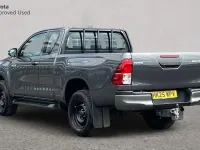 Used Toyota HiLux Active 204 HP (150 kW) 2025 Decuma grey Pickup