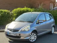 Begagnad Honda Jazz SE 82 HK (60 kW) 2007 Silver Halvkombi