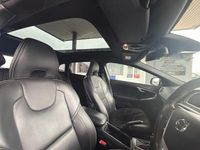 Used Volvo V40 R-Design Pro 2018 White Hatchback