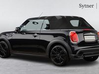 Usado Mini Cooper Exclusive 134 HP (98 kW) 2023 Preto Citadino