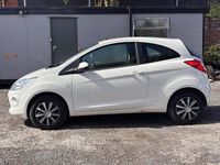 Used Ford Ka 69 HP (50 kW) 2015 White Hatchback