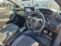 Second-hand Peugeot e-208 GT 100 kW (136 CP) 2024 Negru Hatchback