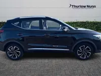 Usado MG ZS Exclusive 106 HP (77 kW) 2022 Preto SUV