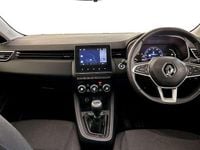 Used Renault Clio V Evolution 90 HP (66 kW) 2023 Blue Hatchback