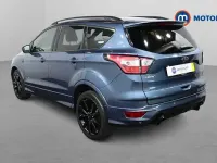 Usado Ford Kuga ST-Line X 179 HP (131 kW) 2018 Azul SUV