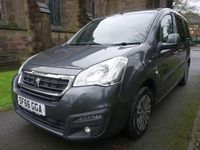 Usado Peugeot Partner 75 HP (55 kW) 2016 Cinzento Monovolume