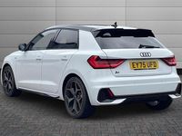 Usado Audi A1 Black Edition 116 HP (85 kW) 2025 Branco SUV