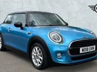 Used Mini Cooper Hatch 134 HP (98 kW) 2018 Blue Hatchback