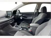 Used Hyundai i30 SE 134 HP (98 kW) 2021 Grey Estate