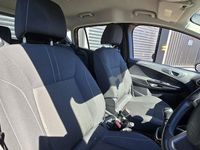 Usado Ford B-MAX Zetec 75 HP (55 kW) 2015 Monovolume