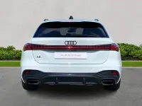 Usado Audi A5 Business 204 HP (150 kW) 2025 Branco Carrinha