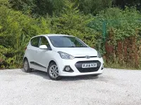 Used Hyundai i10 Premium 87 HP (63 kW) 2016 White Hatchback