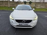 Used Volvo V40 Momentum 2018 White Hatchback