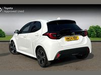 Used Toyota Yaris Hybrid Design 116 HP (85 kW) 2024 White Hatchback
