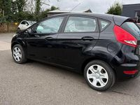 Usado Ford Fiesta 70 HP (51 kW) 2010 Preto Citadino