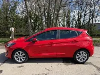 Gebraucht Ford Fiesta Trend 2022 Rot Kleinwagen