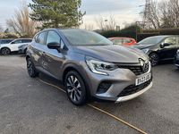 Used Renault Captur 140 HP (102 kW) 2023 Highland grey  SUV