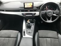 Used Audi A4 S-Line 150 HP (110 kW) 2018 White Estate