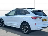 Begagnad Ford Kuga ST-Line X 225 HK (165 kW) 2022 Vit SUV