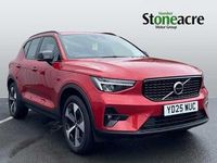 Usado Volvo XC40 Plus 194 HP (142 kW) 2025 Vermelho SUV