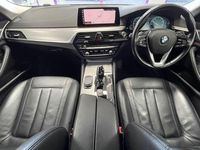 Used BMW 520 Comfort Edition 184 HP (135 kW) 2018 White Estate