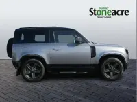 Used Land Rover Defender SE Dynamic 250 HP (183 kW) 2022 Grey SUV