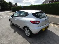 Used Renault Clio Dynamique 75 HP (55 kW) 2016 Silver Hatchback