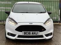 Usado Ford Fiesta ST 2016 Branco Citadino