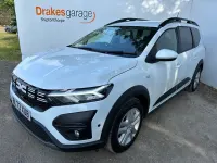 Used Dacia Jogger Expression 141 HP (103 kW) 2024 White MPV