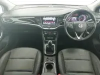 Used Vauxhall Astra Elite 2017 White Hatchback
