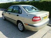 used Volvo S40 2.0i