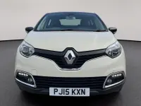 Used Renault Captur Dynamique 90 HP (66 kW) 2015 Ivory SUV