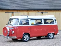 Used VW T5 80 HP (58 kW) 2009 Red Van