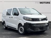 New Vauxhall Vivaro 2025 P0pr kaolin white MPV