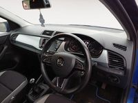 Used Skoda Fabia Colour Edition 95 HP (69 kW) 2017 Blue Hatchback